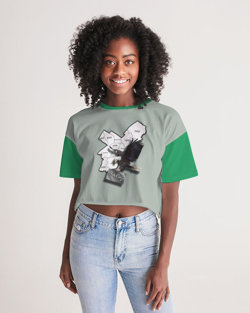 Eagles Kelly Green Women's Lounge Cropped Tee