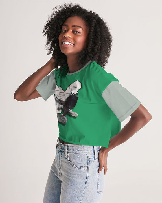 Eagles Kelly Green Women's Lounge Cropped Tee